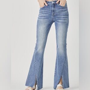Risen Jeans High Rise Twisted Hem Flare Jeans Size 3XL Light Wash New